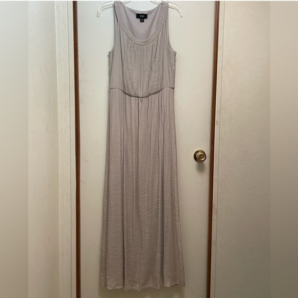 Gown Maxi Dress Sweeping Rayon-blend - Picture 9 of 10